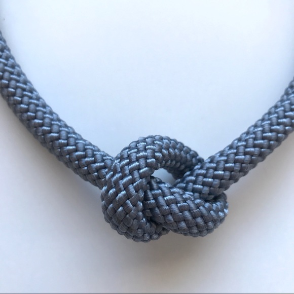 Grey long rope necklace multiple ways to wear - Picture 3 of 4